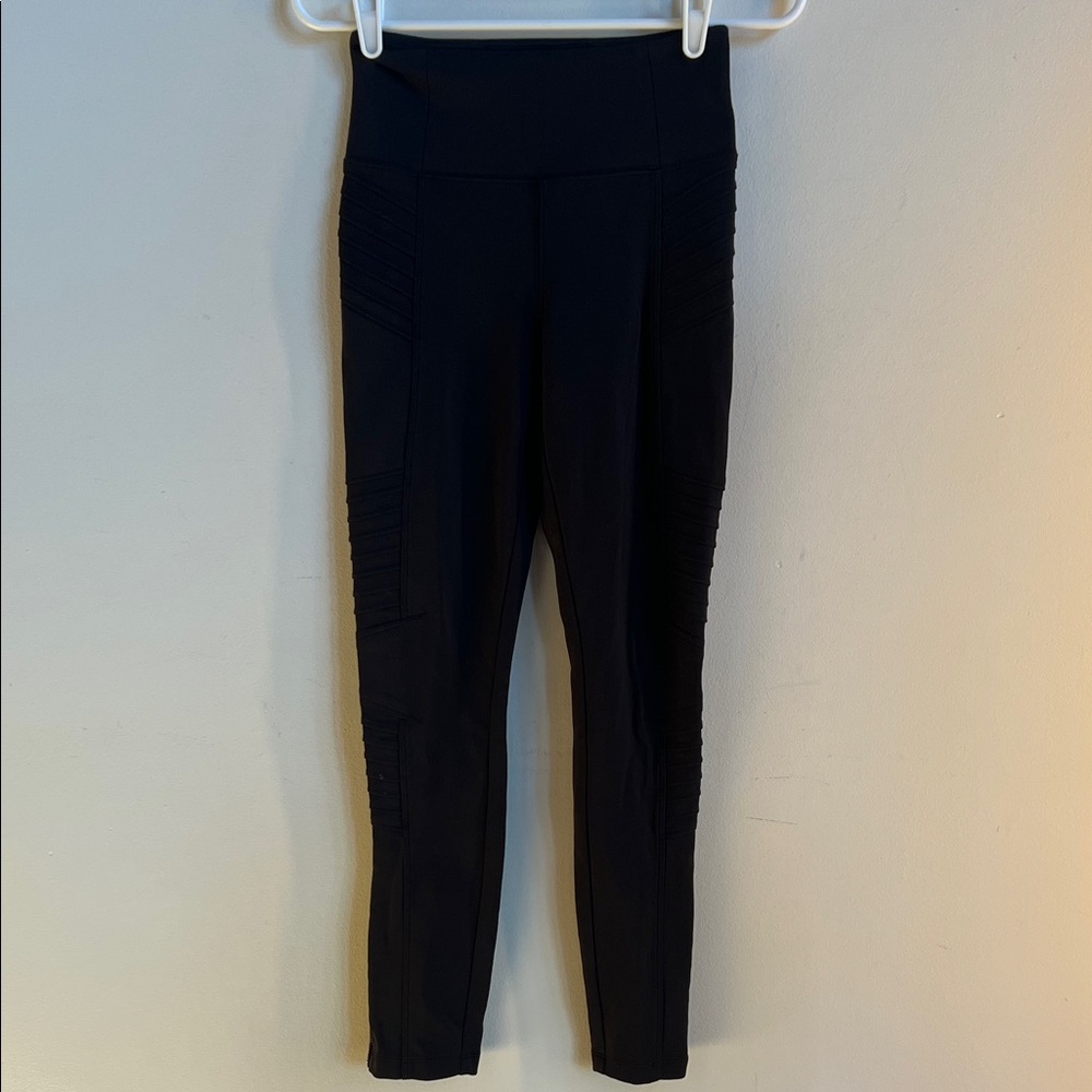 Athleta Delancey Motto Tight Leggings